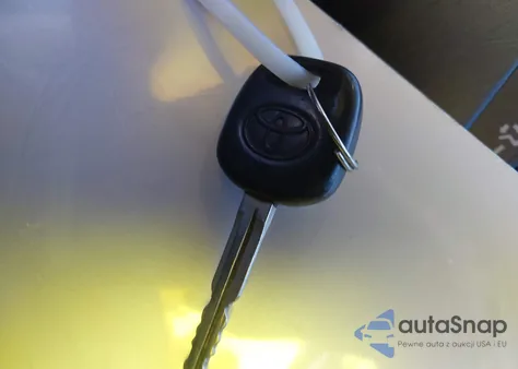 2005 Toyota Corolla S из США, поврежденный, VIN 1NXBR30E95Z560266